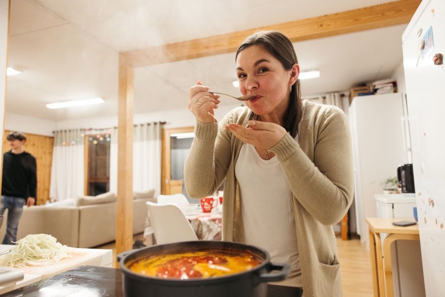 Ukrainalainen borssikeitto lämmittää kesällä ja talvella